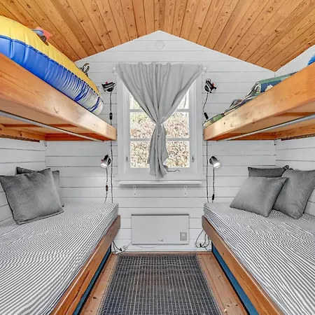 別荘 In With Kitchen Knebel