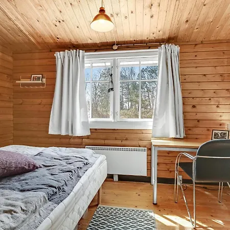 In With Kitchen Knebel