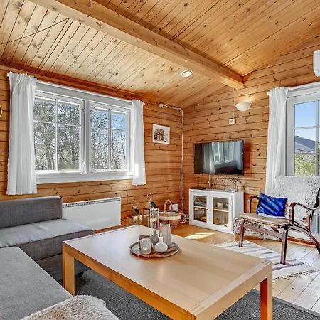 別荘 In With Kitchen Knebel